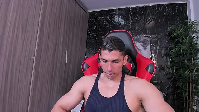 Erik castle online show from June 26, 4:33 pm