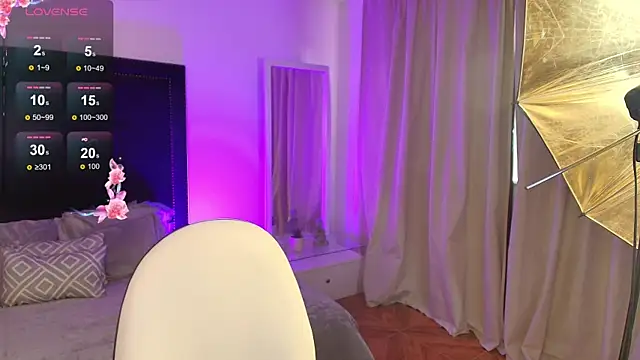 mariana owen online show from June 3, 2:33 pm
