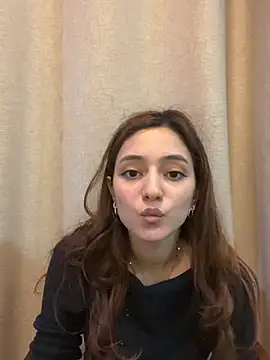 Lilywant online show from May 25, 4:24 pm
