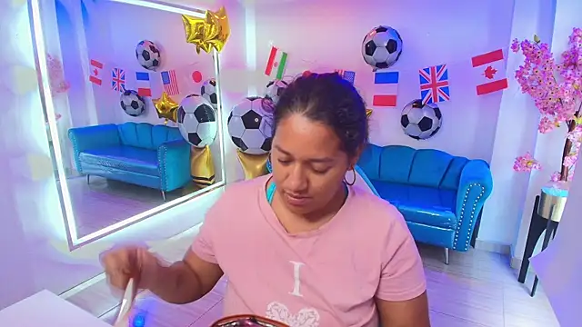 Isabella rows online show from June 17, 7:37 pm