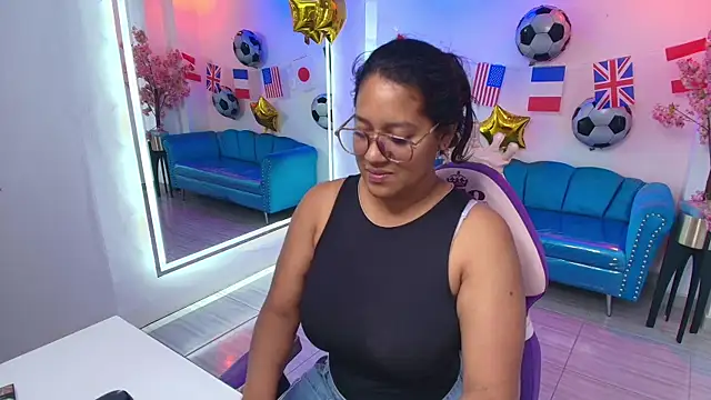 Isabella rows online show from July 17, 7:52 pm
