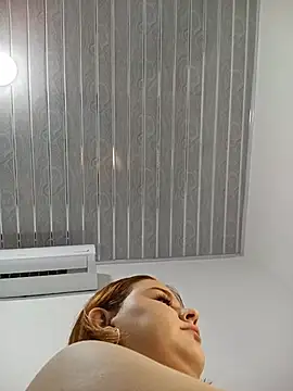sweet bella 29 online show from July 22, 3:53 am