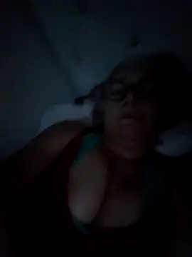 Snapshot of chanelsexx chatting on June 7, 4:05 am chanelsexx online show from June 7, 4:05 am