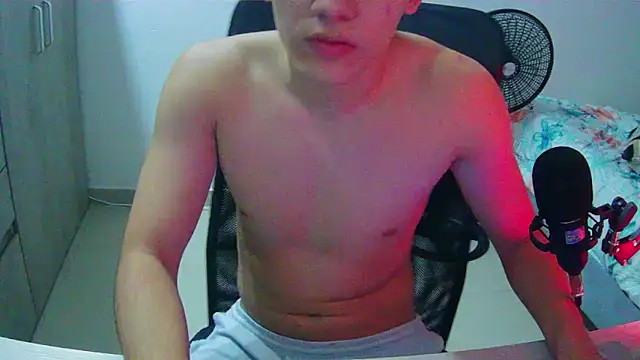 adlovin online show from May 13, 3:04 am