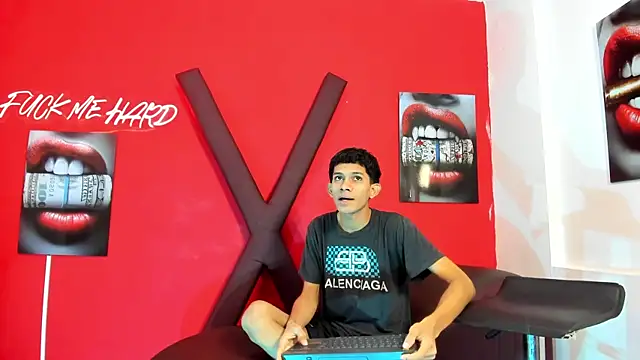 TWINKS BOYSX online show from May 22, 1:28 pm