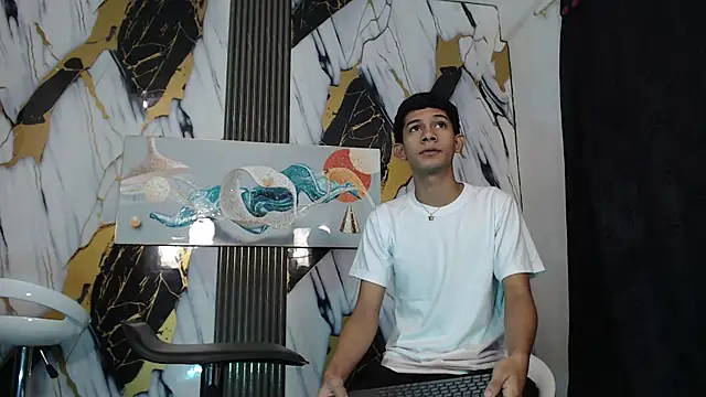TWINKS BOYSX online show from June 2, 1:13 pm
