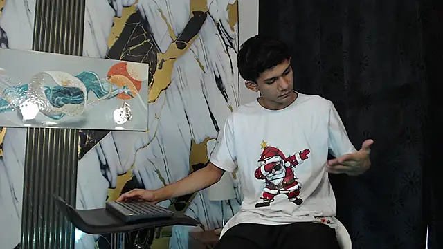 TWINKS BOYSX online show from June 9, 1:23 pm
