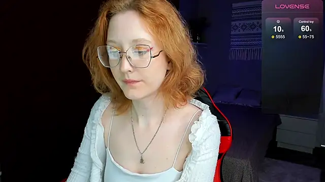 LunaTerry online show from June 1, 8:27 am