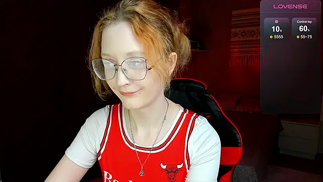 LunaTerry online show from June 2, 7:54 am