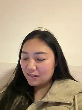 Snapshot of yanling668 chatting on May 11, 2:45 pm yanling668 online show from May 11, 2:45 pm