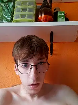 Snapshot of DIEGO970 chatting on July 28, 11:05 am DIEGO970 online show from July 28, 11:05 am