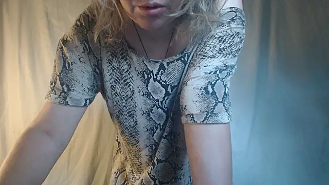 Snapshot of supernipll chatting on June 15, 4:36 am supernipll online show from June 15, 4:36 am