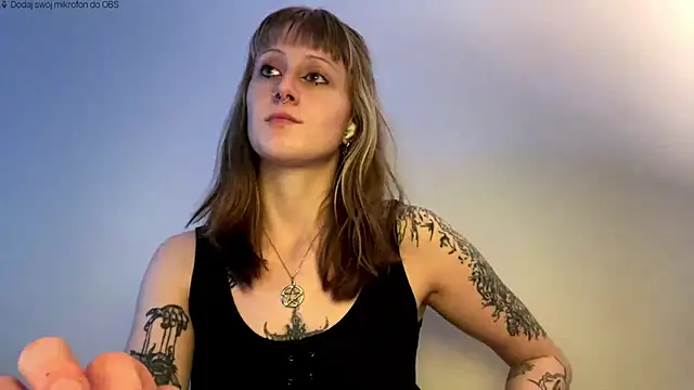 Snapshot of LaraLovely chatting on June 3, 6:02 pm LaraLovely online show from June 3, 6:02 pm