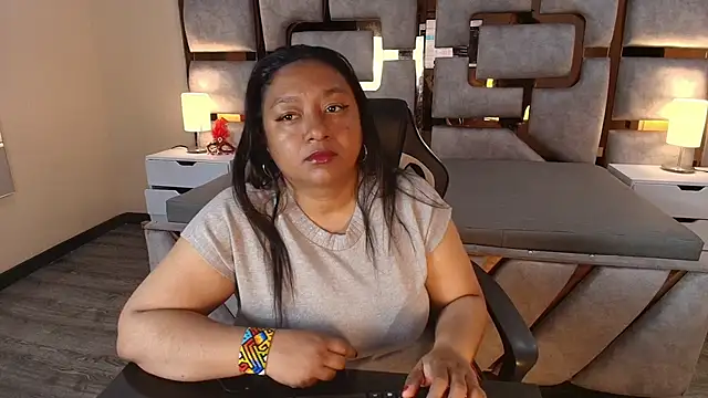 Rachell Carter online show from May 21, 4:52 am