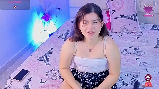 crisstal 7 online show from June 5, 6:57 pm