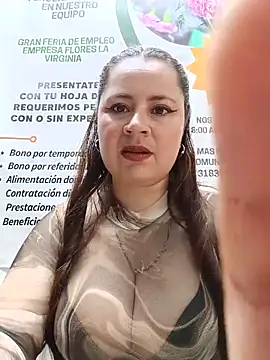 Snapshot of VANESSA__28 chatting on June 5, 4:24 pm VANESSA 28 online show from June 5, 4:24 pm