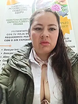 Snapshot of VANESSA__28 chatting on June 11, 4:16 pm VANESSA 28 online show from June 11, 4:16 pm