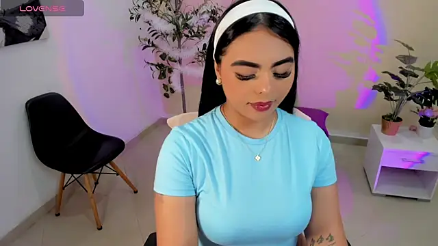 Snapshot of Margot_Robie chatting on May 9, 2:44 pm Margot Robie online show from May 9, 2:44 pm