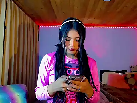 Snapshot of ariam_sharlott20 chatting on May 11, 11:13 pm ariam sharlott20 online show from May 11, 11:13 pm