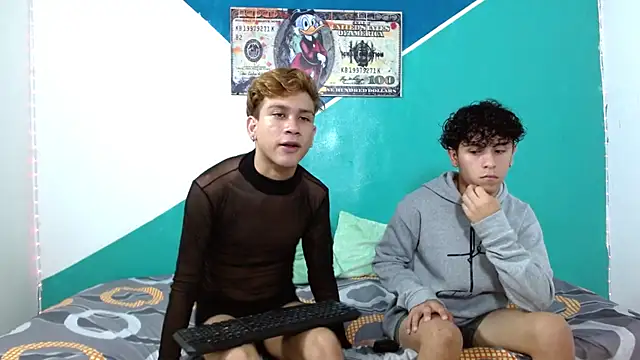 wild boys zs online show from June 4, 5:24 am