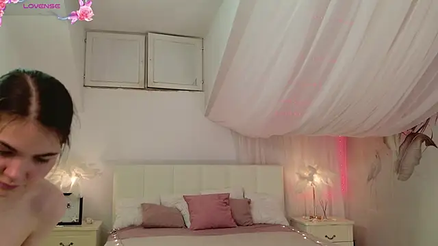 Sindell cryell online show from July 28, 8:52 pm