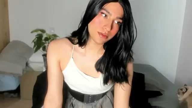 naomimoore828 online show from June 16, 7:38 pm
