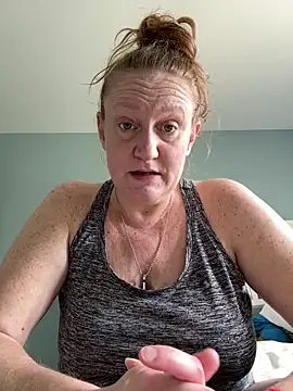 Kellilyn10 online show from June 15, 6:21 pm