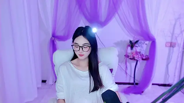 Tili Lucky online show from May 22, 1:13 am