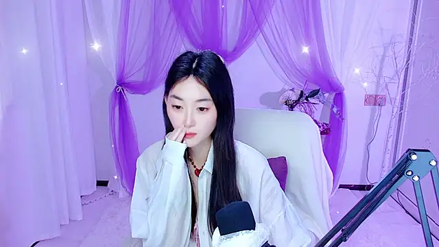 Tili Lucky online show from June 13, 1:03 am