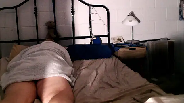 Snapshot of Heidixox69 chatting on May 29, 8:51 pm Heidixox69 online show from May 29, 8:51 pm