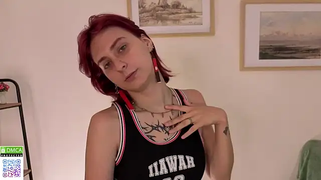 Snapshot of Cruela_Bena chatting on July 8, 3:38 pm Cruela Bena online show from July 8, 3:38 pm
