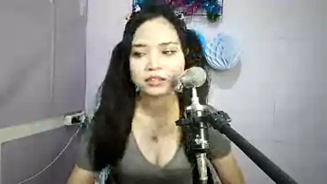 Snapshot of FerminaBoutwell chatting on May 25, 11:16 am FerminaBoutwell online show from May 25, 11:16 am