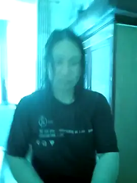 Snapshot of BlueGirlyeah chatting on May 27, 3:36 am BlueGirlyeah online show from May 27, 3:36 am