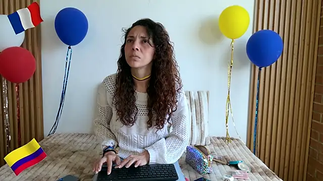 alissonandree online show from July 3, 5:08 pm