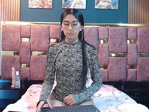 Snapshot of _aranza23 chatting on May 15, 12:01 pm aranza23 online show from May 15, 12:01 pm