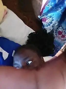 Snapshot of Thickfaith chatting on May 18, 4:29 am Thickfaith online show from May 18, 4:29 am