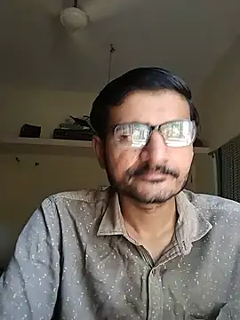 Snapshot of sumitkal chatting on May 11, 9:15 am sumitkal online show from May 11, 9:15 am