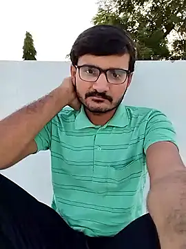 Snapshot of sumitkal chatting on May 14, 1:40 pm sumitkal online show from May 14, 1:40 pm