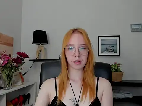 foxSonya online show from July 13, 5:32 am