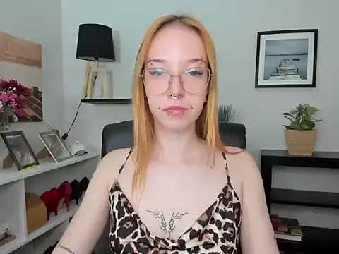 foxSonya online show from August 3, 5:39 am