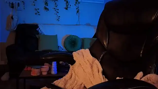 melbigbitty online show from July 24, 1:03 am