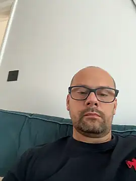 NakedAndrewHot online show from June 21, 3:47 pm