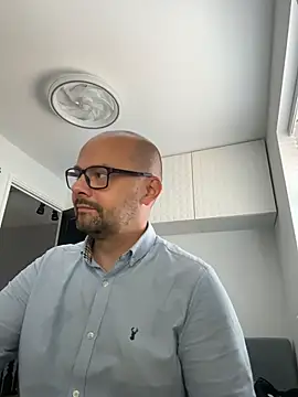 NakedAndrewHot online show from August 5, 8:28 am