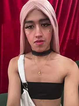 Snapshot of Luna_Sissy_ chatting on June 6, 2:00 pm Luna Sissy online show from June 6, 2:00 pm