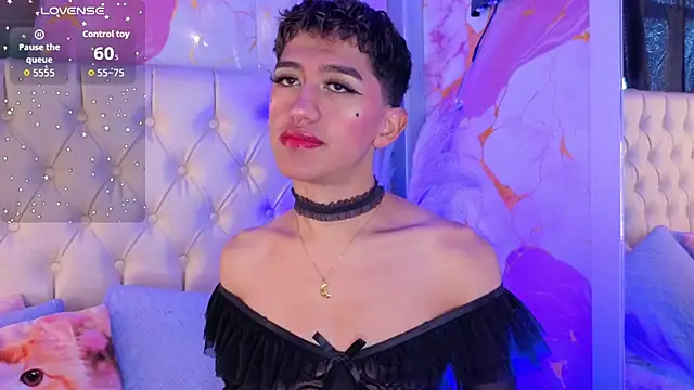 Snapshot of Luna_Sissy_ chatting on June 26, 8:13 pm Luna Sissy online show from June 26, 8:13 pm