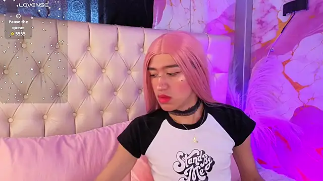 Snapshot of Luna_Sissy_ chatting on June 30, 7:15 pm Luna Sissy online show from June 30, 7:15 pm
