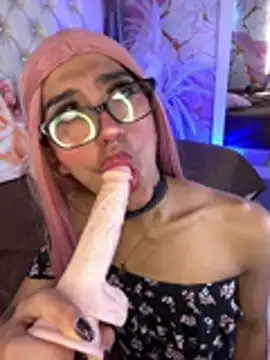 Snapshot of Luna_Sissy_ chatting on July 9, 9:52 pm Luna Sissy online show from July 9, 9:52 pm
