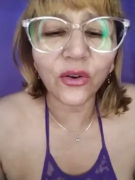 vitaminafranccesca online show from June 7, 4:27 am