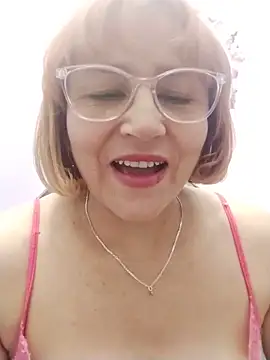 vitaminafranccesca online show from June 10, 4:56 am
