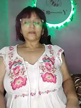 vitaminafranccesca online show from June 15, 4:36 am